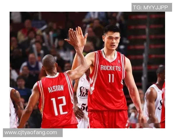亚洲网友热议姚明的篮球传奇与社会影响力的深远探讨