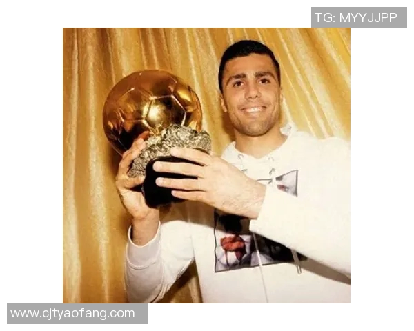 头顶人足球明星的传奇之路与不屈精神的完美结合